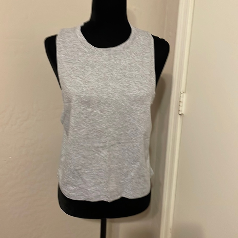 Athletic tank top